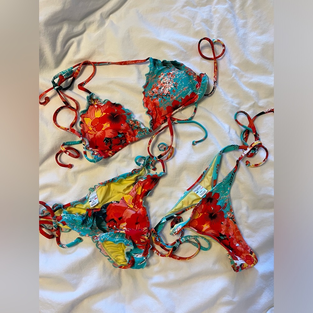 BUNDLE Three piece floral bikini set